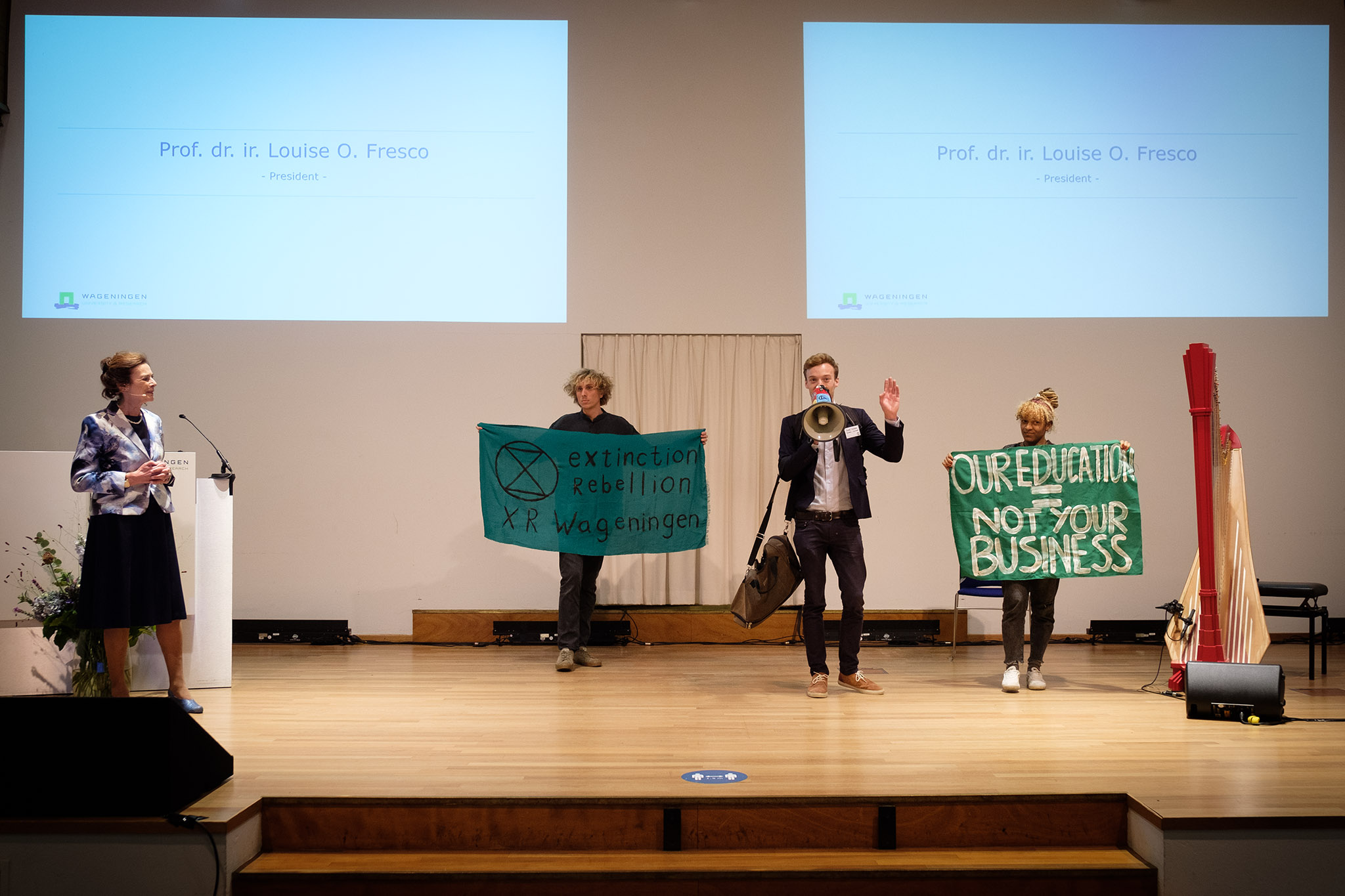 Extinction Rebellion verstoort opening academisch jaar