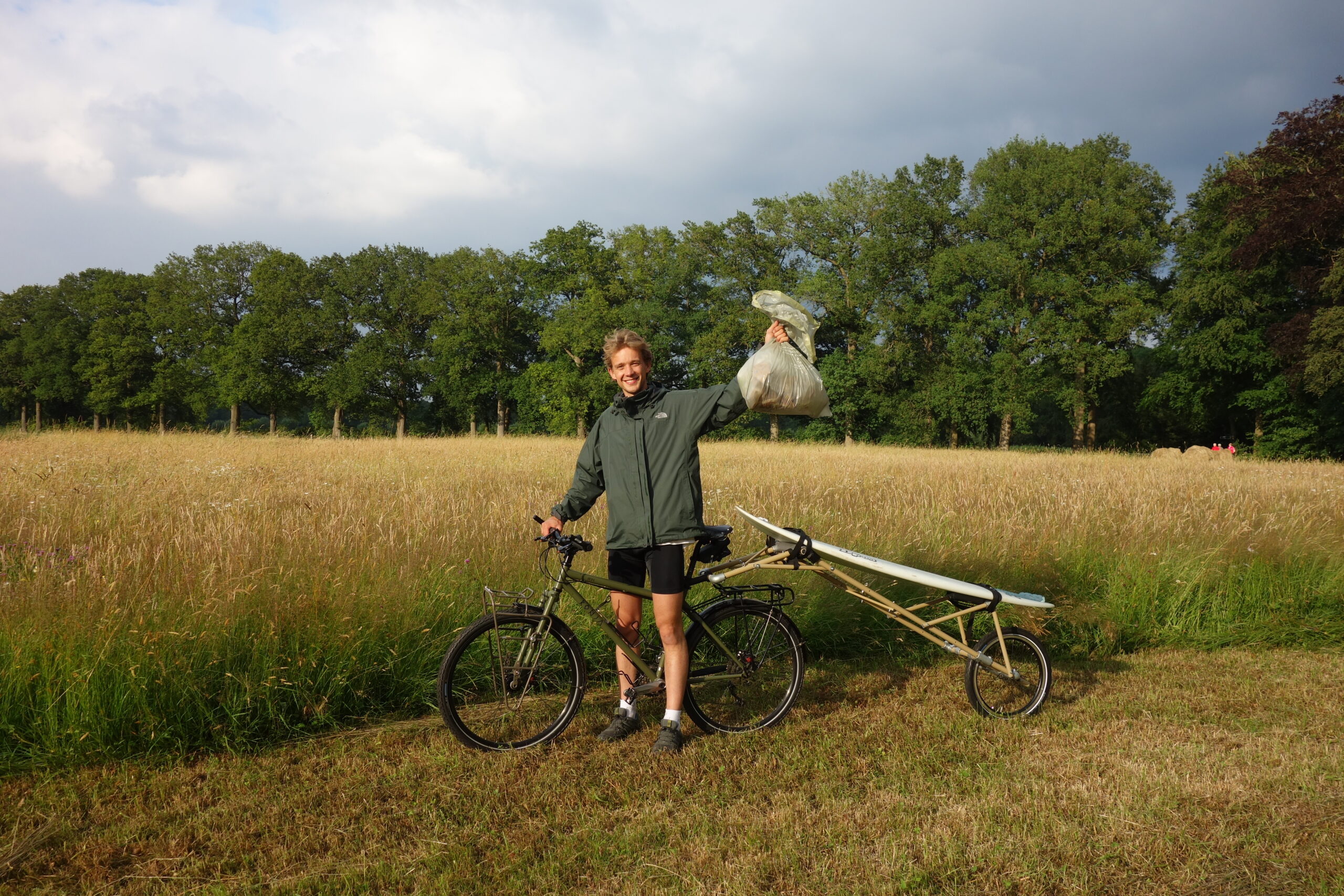 Robin Aanstoot en fietskar