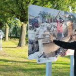 Jurriaan Veldhuizen bij een foto op de campus