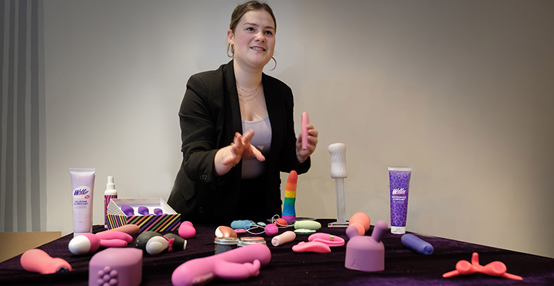 The side job: Maartje sells sex toys