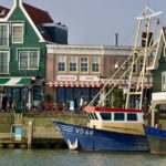 Haven en dijk in Volendam