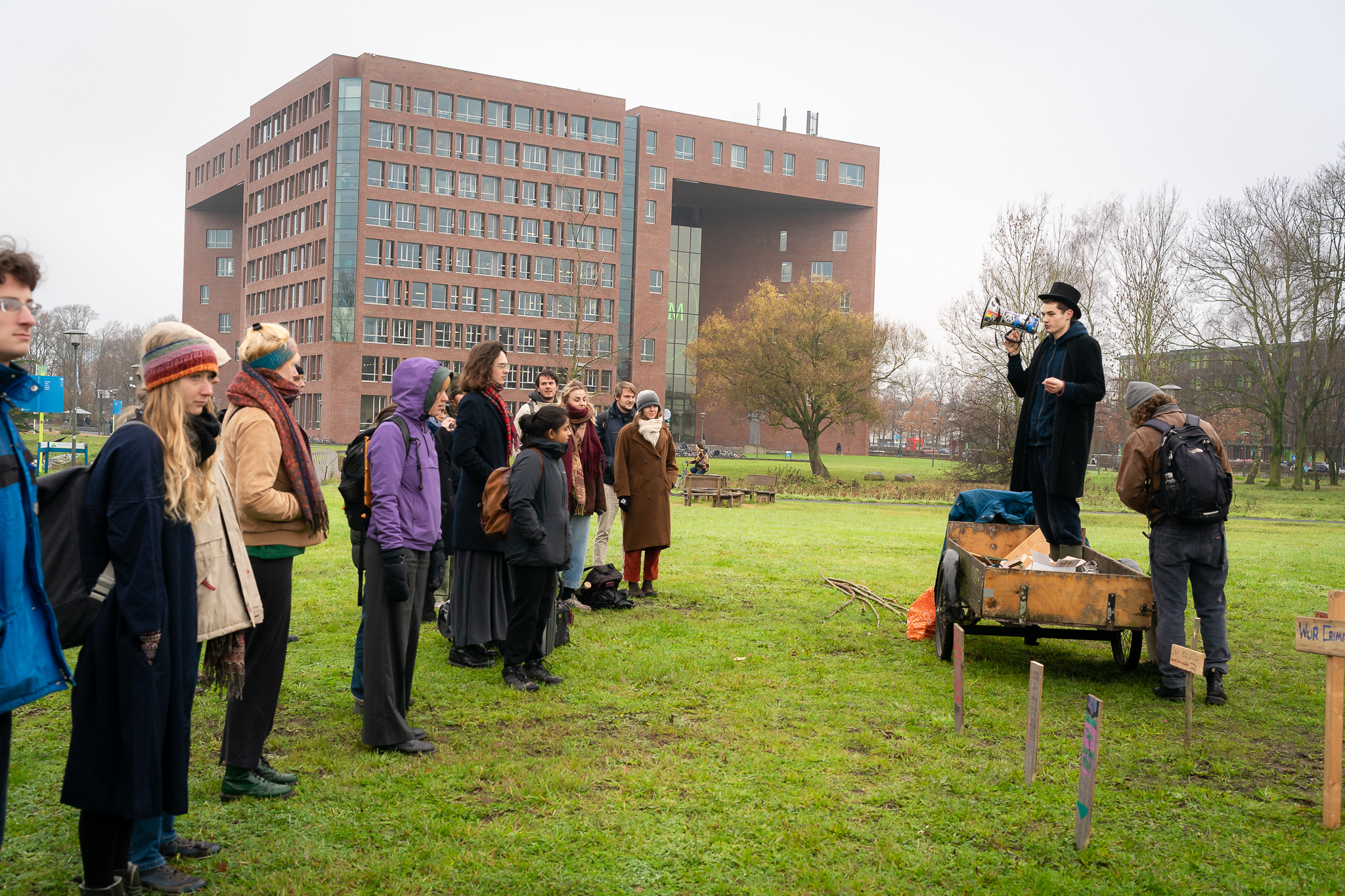 Increasing discomfort over agri-influence at WUR