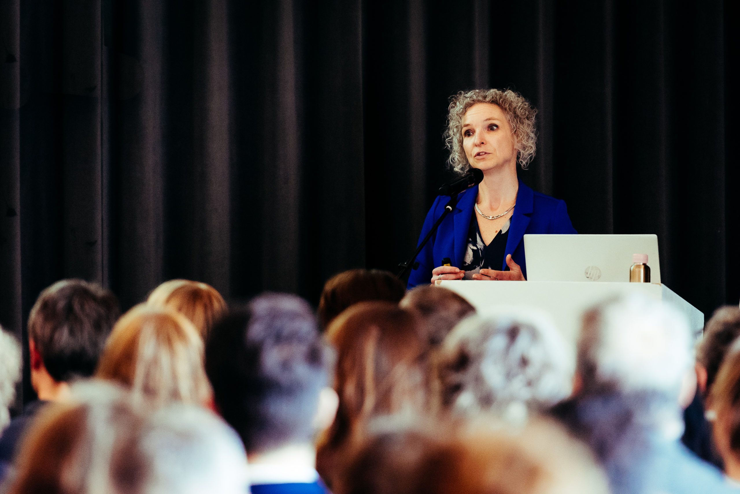 Birgit Boogaard bij de landelijke verkiezing van de Teacher of the Year 2023.